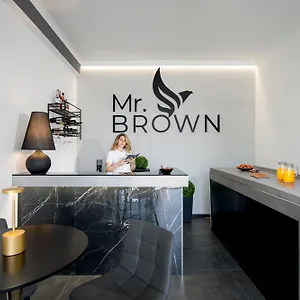 3* Konukevi Mr Brown And