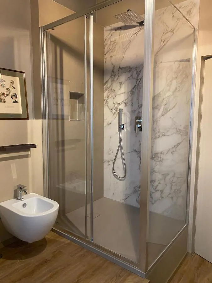 Casa Leoncino B&B Roma Italia