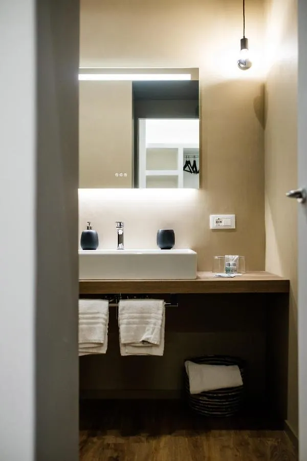 Bed and breakfast Casa Leoncino B&B Roma Italia