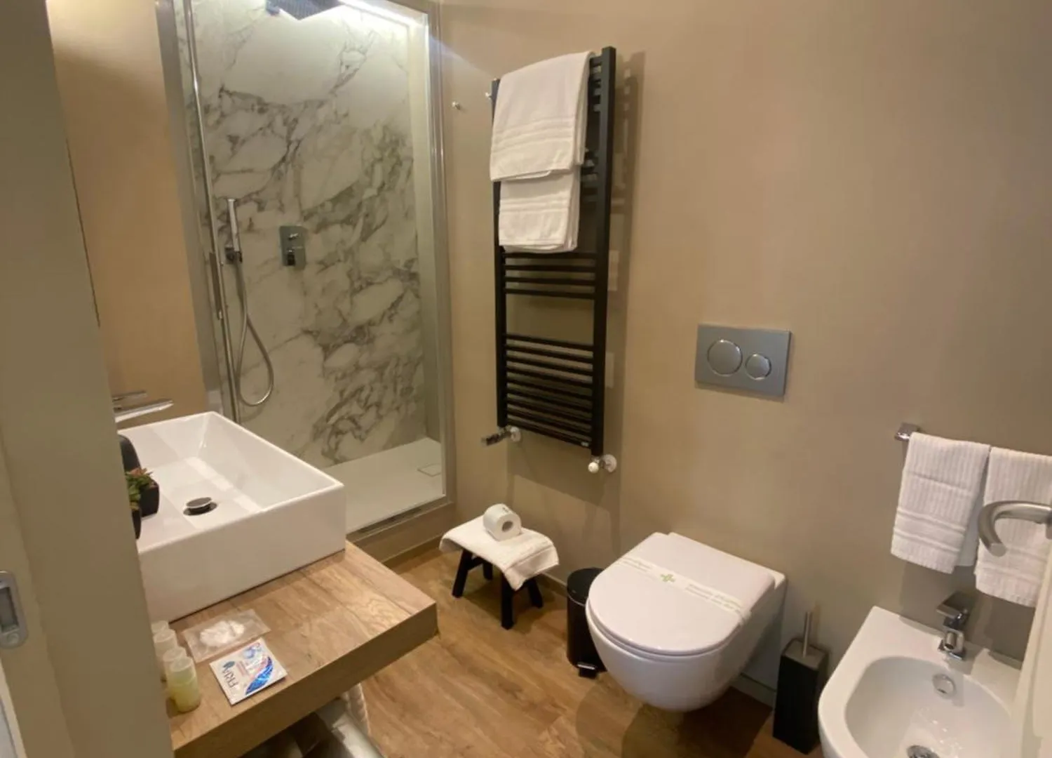 Bed and breakfast Casa Leoncino B&B Roma